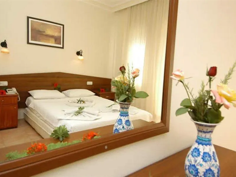 Carmina Hotel Oludeniz